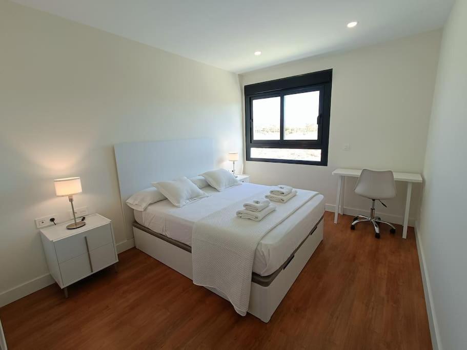 Nuevo Atico Toyo. Vistas Al Mar, Terraza, Solarium, Piscina, A/A, Wifi Y Garaje Appartement El Toyo Buitenkant foto